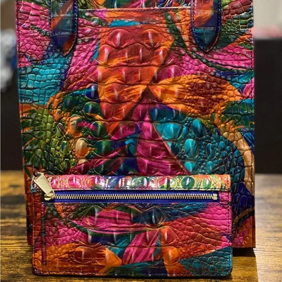 Brahmin Lush Moira and matching Ady wallet - Picture 2 of 2